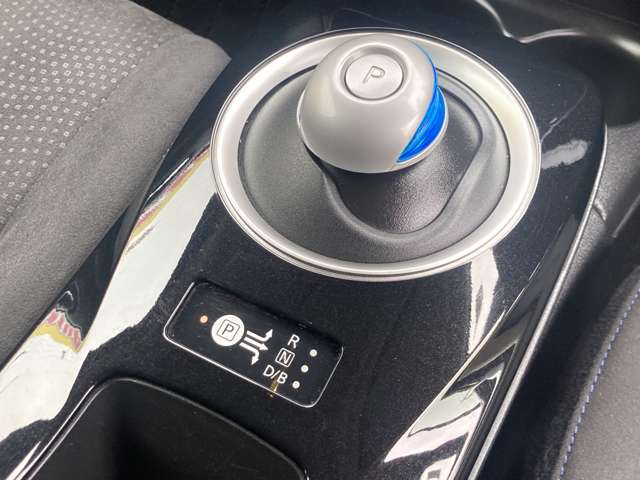 日産 リーフ ２４ＫＷＨ Ｘ H28年 (東海) 99