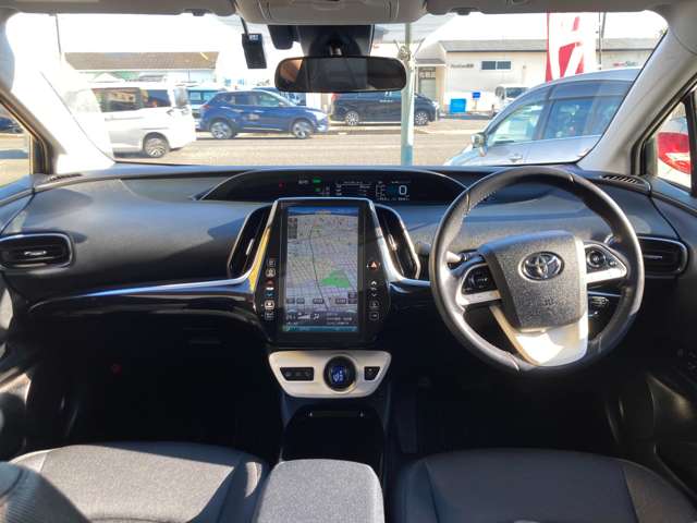 トヨタ プリウスＰＨＶ １．８ Ｓ ナビパッケージ H29年 (東海) 99