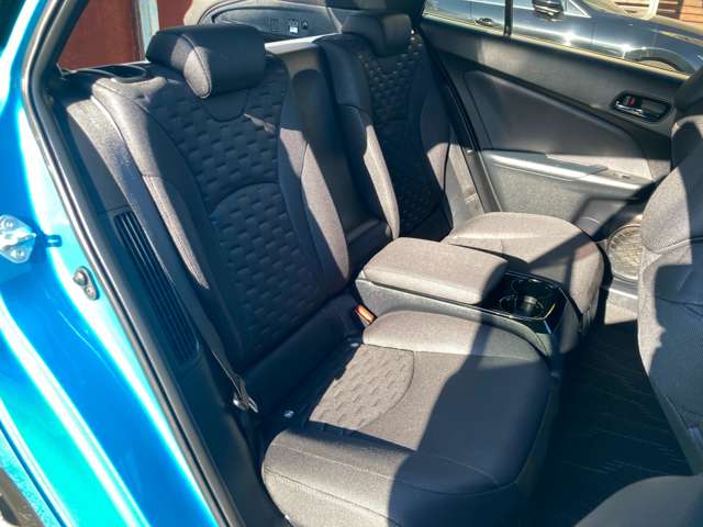 トヨタ プリウスＰＨＶ １．８ Ｓ ナビパッケージ H29年 (東海) 99