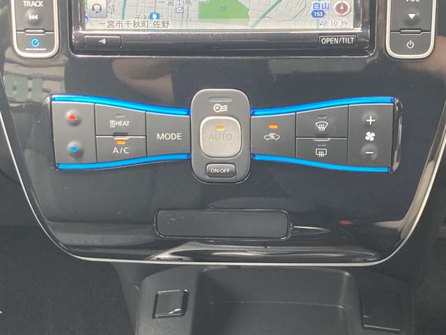 日産 リーフ ３０ＫＷＨ Ｘ サンクス エディション H28年 (東海) 99