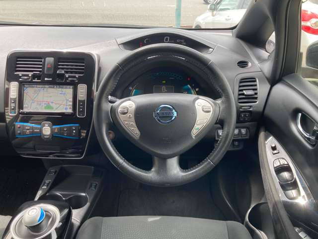 日産 リーフ ３０ＫＷＨ Ｘ サンクス エディション H28年 (東海) 99