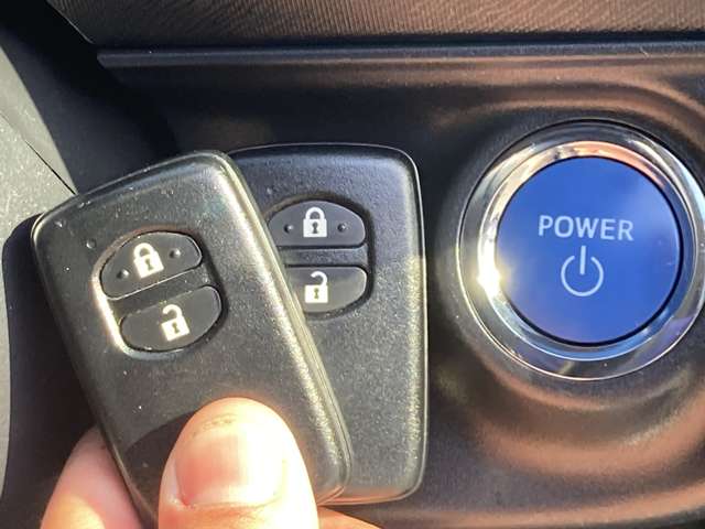 トヨタ アクア １．５ Ｇ H29年 (東海) 99