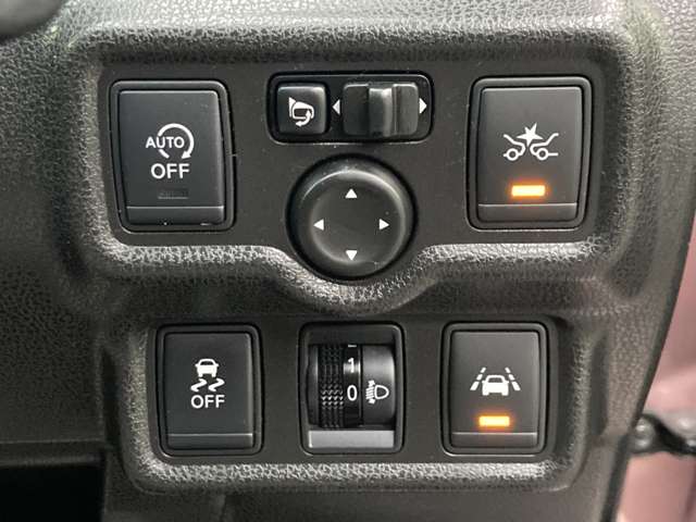 日産 ノート １．２ Ｘ エマージェンシーブレーキ パッケージ H26年 (東海) 99