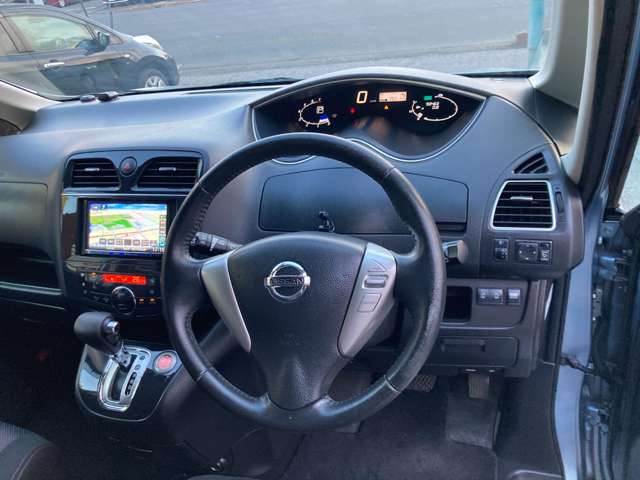 日産 セレナ ２．０ ハイウェイスター Ｓ－ＨＹＢＲＩＤ H25年 (東海) 99