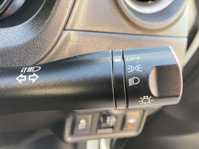 日産 ノート １．２ Ｘ Ｖセレクション プラスセーフティ H26年 (東海) 99