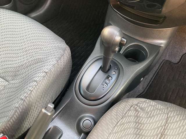 日産 ノート １．２ Ｘ Ｖセレクション プラスセーフティ H26年 (東海) 99