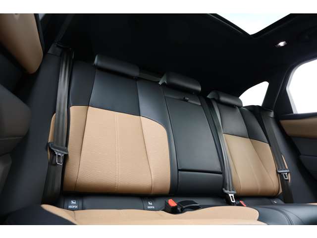 ランドローバー レンジローバーヴェラール ダイナミックＨＳＥ ２．０Ｌ Ｐ４００Ｅ ４ＷＤ R6年 (東海) 99
