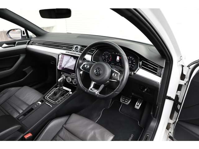 フォルクスワーゲン パサートヴァリアント ２．０ＴＳＩ　Ｒライン H30年 (東海) 99