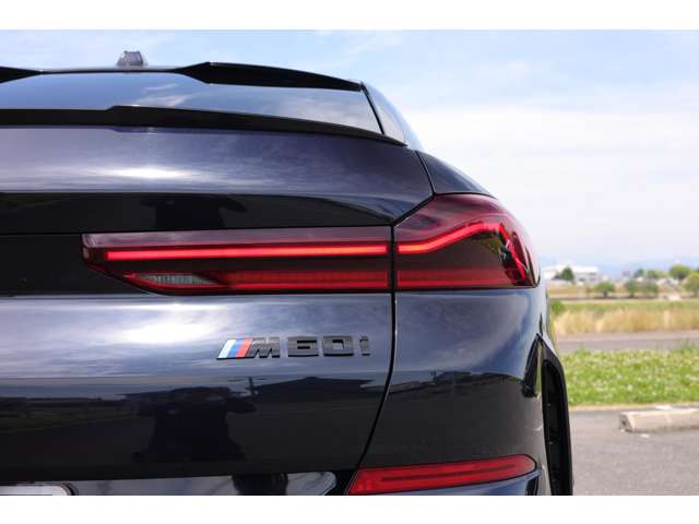 ＢＭＷ Ｘ６ Ｍ６０Ｉ Ｘドライブ ４ＷＤ R5年 (東海) 99