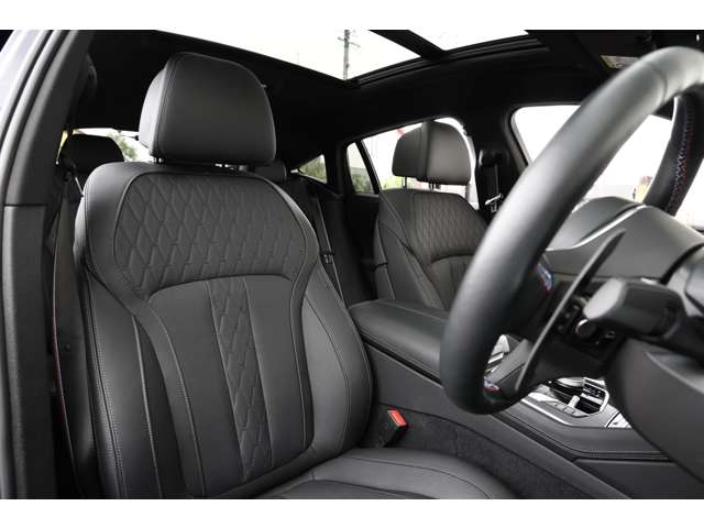 ＢＭＷ Ｘ６ Ｍ６０Ｉ Ｘドライブ ４ＷＤ R5年 (東海) 99