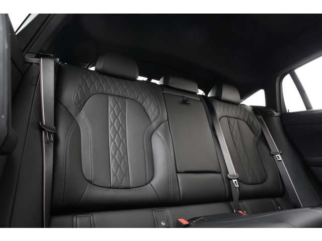 ＢＭＷ Ｘ６ Ｍ６０Ｉ Ｘドライブ ４ＷＤ R5年 (東海) 99