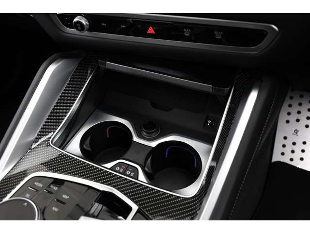 ＢＭＷ Ｘ６ Ｍ６０Ｉ Ｘドライブ ４ＷＤ R5年 (東海) 99