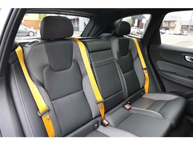 ボルボ ＸＣ６０ Ｔ８ ポールスター エンジニアード ４ＷＤ R3年 (東海) 99