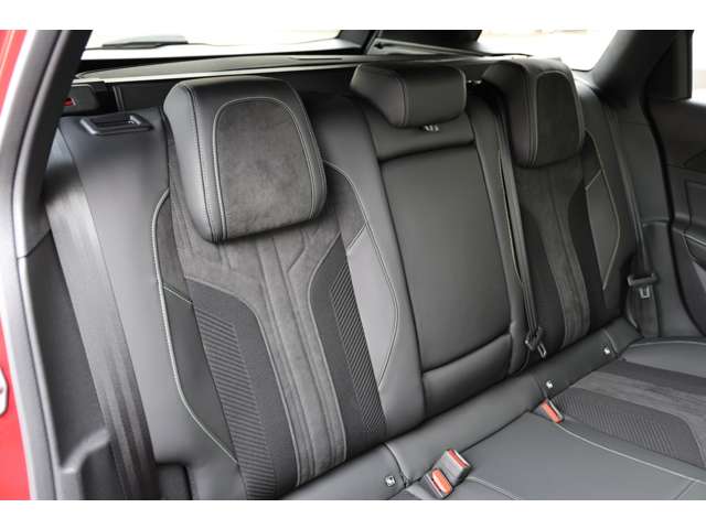 プジョー ３０８ＳＷ ＧＴ ブルーＨＤＩ ディーゼルターボ R5年 (東海) 99