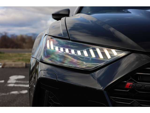 アウディ ＲＳ６　アバント ４．０ ４ＷＤ R6年 (東海) 99