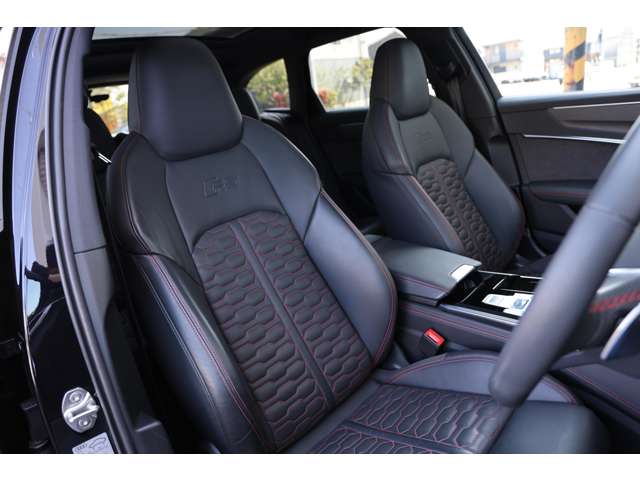アウディ ＲＳ６　アバント ４．０ ４ＷＤ R6年 (東海) 99
