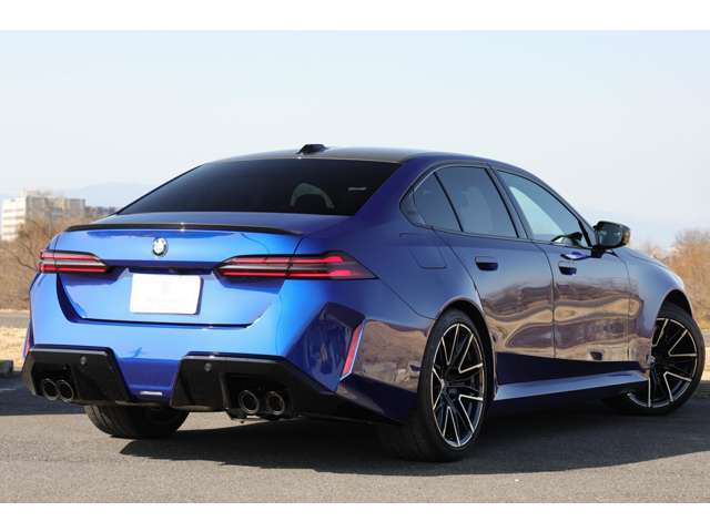 ＢＭＷ Ｍ５ ４．４ ４ＷＤ R7年 (東海) 99