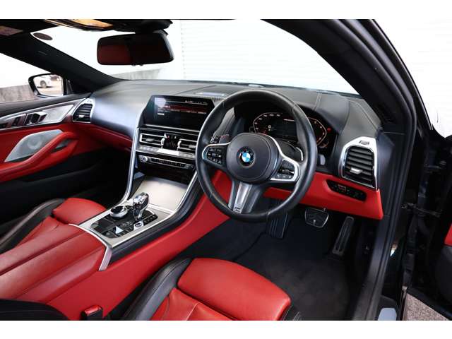 ＢＭＷ ８シリーズ Ｍ８５０Ｉ Ｘドライブ ４ＷＤ H30年 (東海) 99