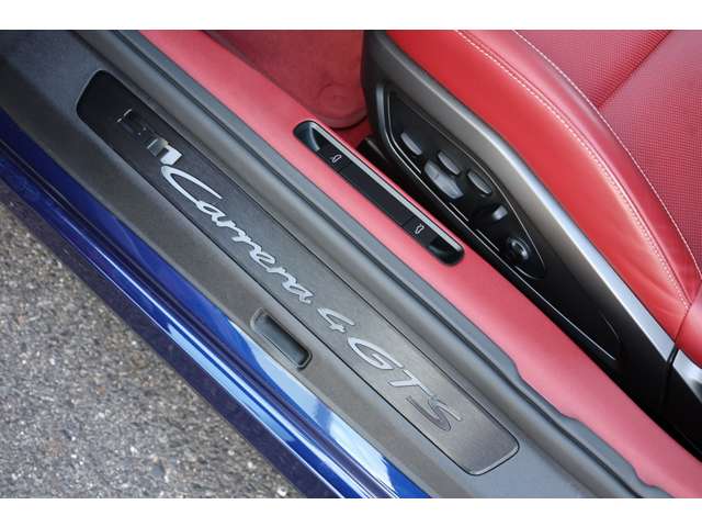ポルシェ ９１１ カレラ４ ＧＴＳ ＰＤＫ R4年 (東海) 99