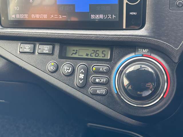 トヨタ アクア １．５ Ｇ ブラックソフトレザーセレクション H25年 (東海) 99