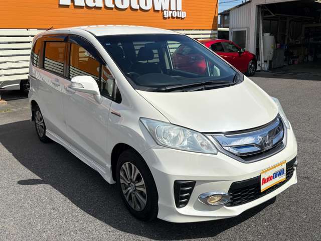 ホンダ フリード　ハイブリッド １．５ ジャストセレクション H24年 (東海) 99