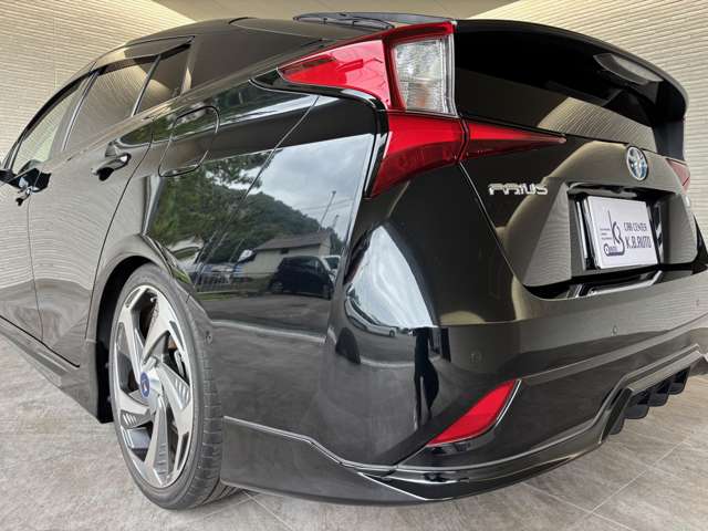 トヨタ プリウス １．８ Ａ プレミアム ツーリングセレクション R2年 (中国) 99