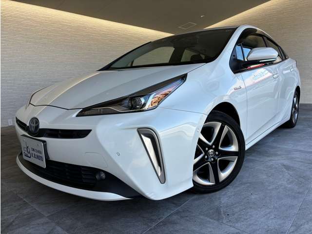トヨタ プリウス １．８ Ａ プレミアム ツーリングセレクション R2年 (中国) 99
