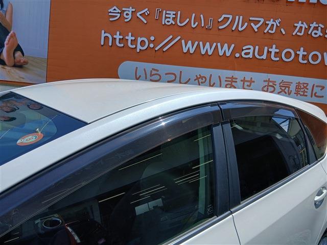 トヨタ プリウスΑ １．８ Ｇ H26年 (東海) 99