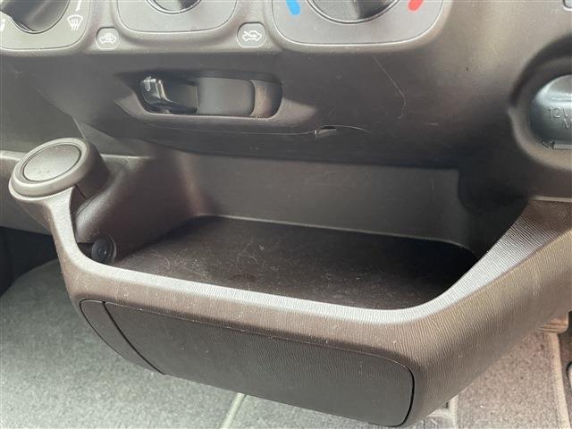 トヨタ パッソ １．０Ｘ H27年 (東海) 99