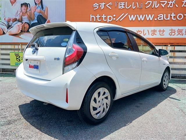 トヨタ アクア １．５ Ｓ H30年 (東海) 99