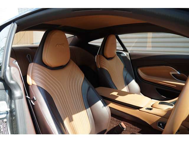 アストンマーティン ＤＢ１１ ＡＭＲ R1年 (関東) 99