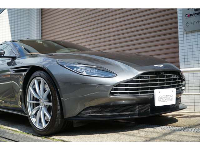 アストンマーティン ＤＢ１１ ＡＭＲ R1年 (関東) 99
