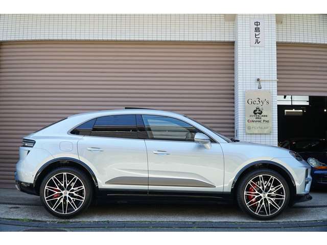 ポルシェ マカン ターボ ４ＷＤ R7年 (関東) 99
