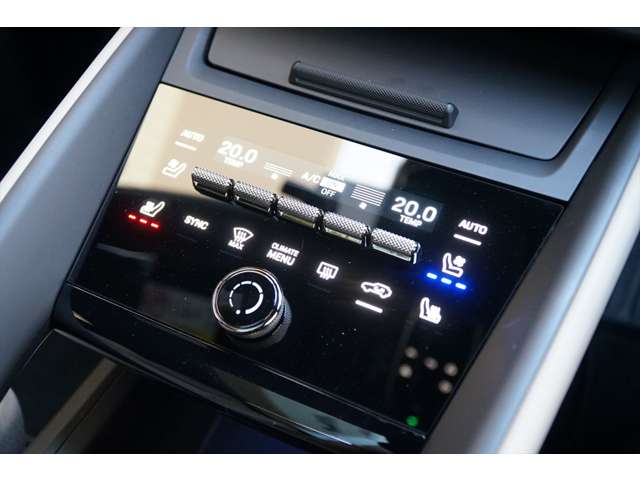 ポルシェ マカン ターボ ４ＷＤ R7年 (関東) 99
