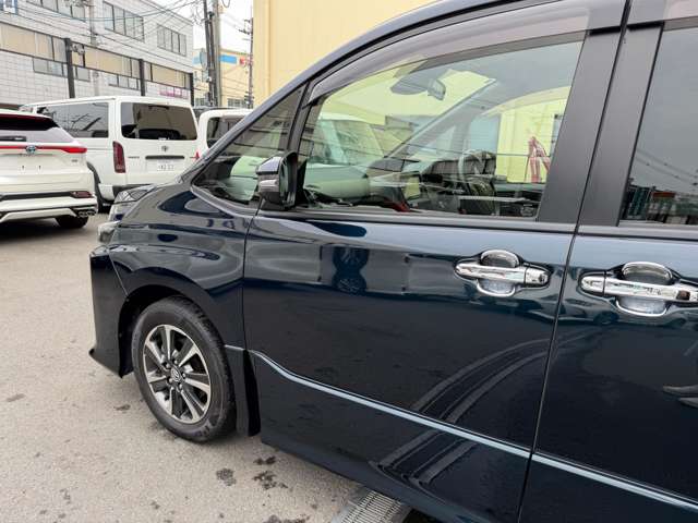 トヨタ ヴォクシー ２．０ ＺＳ H30年 (近畿) 99