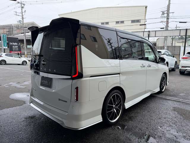 日産 セレナ １．４ Ｅ－ＰＯＷＥＲ ＡＵＴＥＣＨ R6年 (近畿) 99