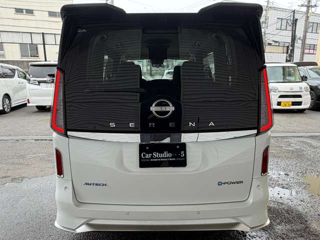 日産 セレナ １．４ Ｅ－ＰＯＷＥＲ ＡＵＴＥＣＨ R6年 (近畿) 99
