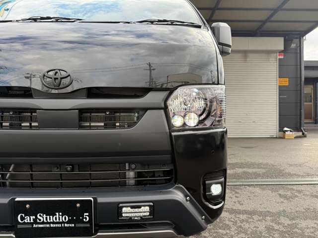 トヨタ ハイエースバン ２．８ スーパーＧＬ ダークプライムＩＩ ロングボディ ディーゼルターボ R4年 (近畿) 99