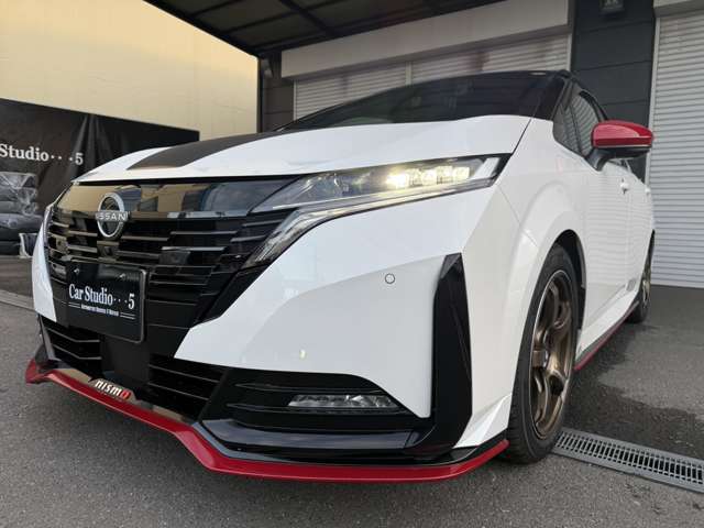 日産 ノートオーラ １．２ ＮＩＳＭＯ チューンド Ｅ－ＰＯＷＥＲ ４ＷＤ R7年 (近畿) 99