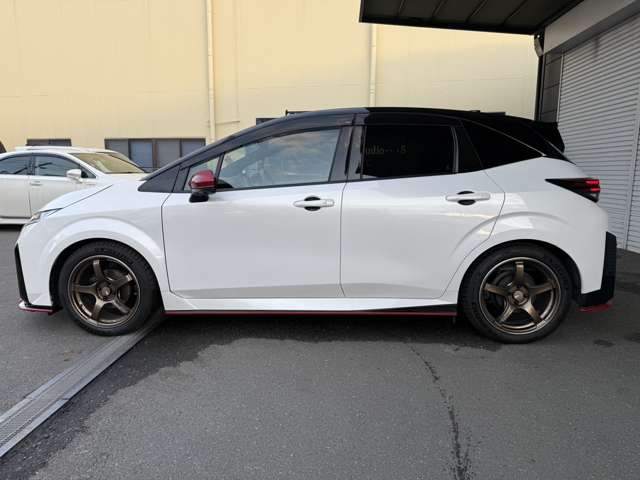 日産 ノートオーラ １．２ ＮＩＳＭＯ チューンド Ｅ－ＰＯＷＥＲ ４ＷＤ R7年 (近畿) 99