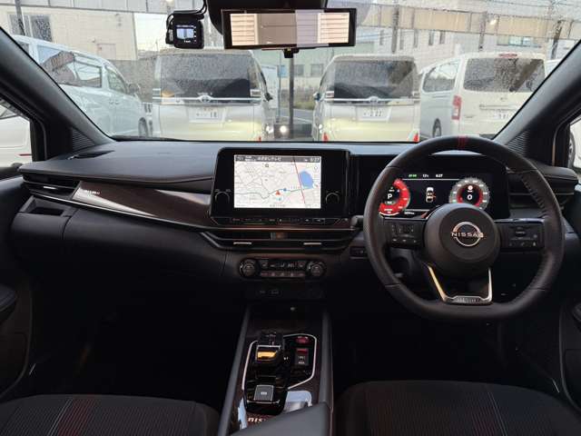日産 ノートオーラ １．２ ＮＩＳＭＯ チューンド Ｅ－ＰＯＷＥＲ ４ＷＤ R7年 (近畿) 99