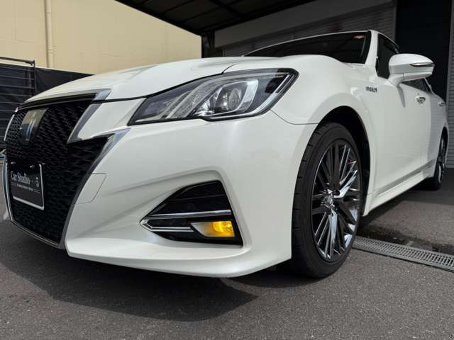 トヨタ クラウン　ハイブリッド ハイブリッド ２．５ Ｓ Ｊフロンティア H28年 (近畿) 99