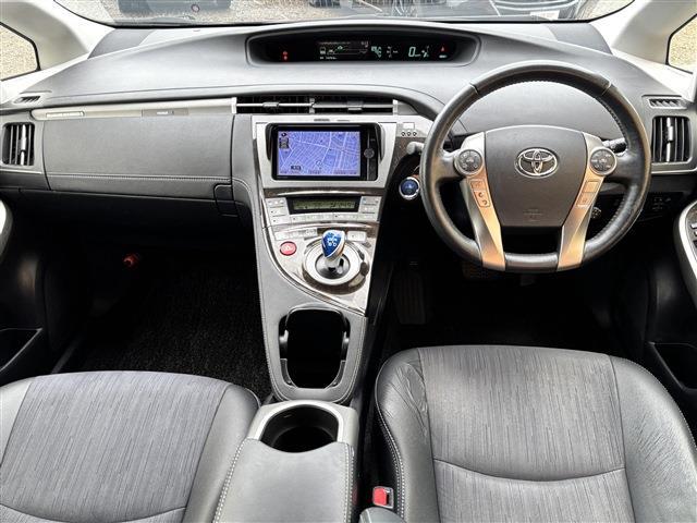 トヨタ プリウスＰＨＶ １．８ Ｇ H25年 (東海) 99