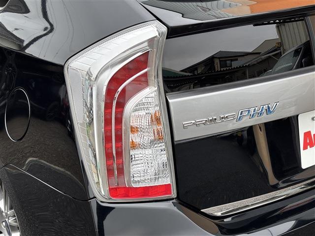 トヨタ プリウスＰＨＶ １．８ Ｇ H25年 (東海) 99