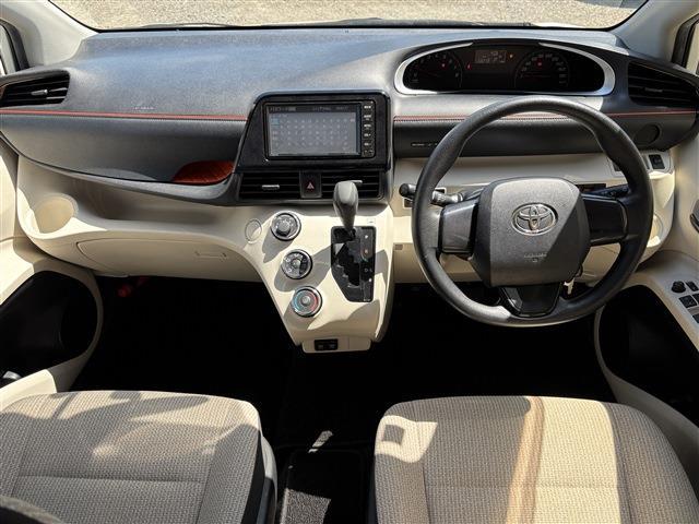 トヨタ シエンタ １．５ Ｘ ウェルキャブ 車イス仕様車 タイプＩＩＩ 助手席側セカンドシート付 R2年 (東海) 99