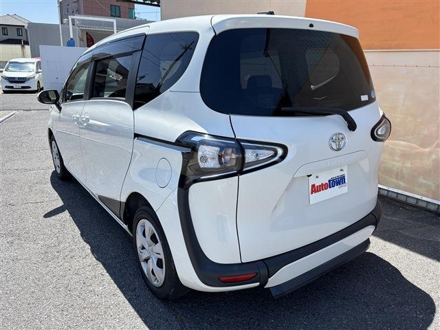 トヨタ シエンタ １．５ Ｘ ウェルキャブ 車イス仕様車 タイプＩＩＩ 助手席側セカンドシート付 R2年 (東海) 99