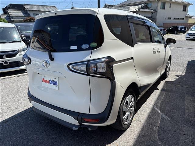 トヨタ シエンタ １．５ Ｘ ウェルキャブ 車イス仕様車 タイプＩＩＩ 助手席側セカンドシート付 R2年 (東海) 99