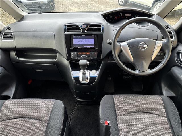 日産 セレナ ２．０ ハイウェイスター Ｖセレクション＋ＳＡＦＥＴＹ Ｓ－ＨＹＢＲＩＤ H27年 (東海) 99