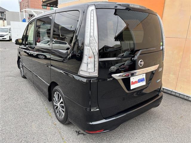 日産 セレナ ２．０ ハイウェイスター Ｖセレクション＋ＳＡＦＥＴＹ Ｓ－ＨＹＢＲＩＤ H27年 (東海) 99