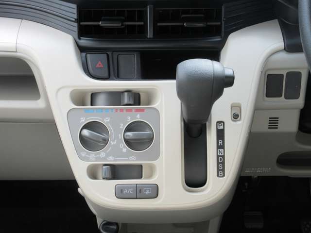 ダイハツ ムーヴ ６６０ Ｌ ＳＡＩＩ H28年 (東海) 99